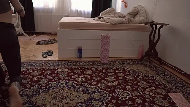 ifuckingtoy  online show from November 14, 2025, 7:51 am