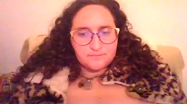 Snapshot of juicyrubies chatting on February 22, 2025, 5:46 pm juicyrubies online show from February 22, 2025, 5:46 pm