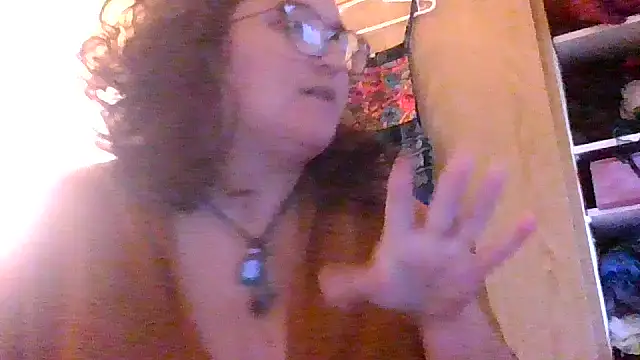 Snapshot of juicyrubies chatting on October 29, 2025, 1:02 pm juicyrubies online show from October 29, 2025, 1:02 pm