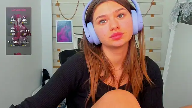 Josephine Kiss online show from December 30, 2024, 5:55 pm