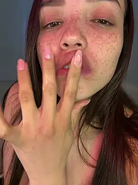 Snapshot of MisFrekcles_ chatting on March 12, 2025, 12:04 pm MisFrekcles  online show from March 12, 2025, 12:04 pm