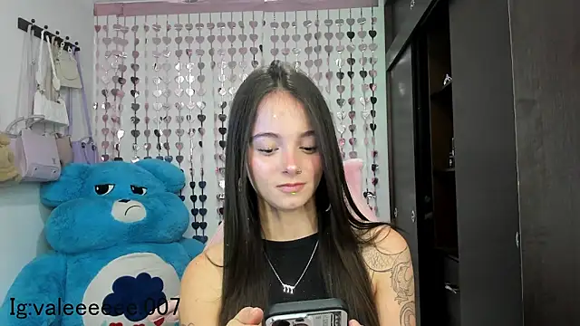 Snapshot of lucyy_tay chatting on December 7, 2024, 12:19 am lucyy tay online show from December 7, 2024, 12:19 am