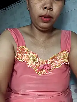 Lanyingxin18 online show from February 2, 2026, 7:12 pm