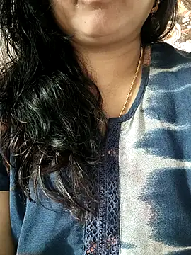 Snapshot of cuteyqueen chatting on January 29, 2025, 7:36 am cuteyqueen online show from January 29, 2025, 7:36 am