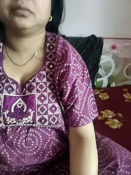 Snapshot of cuteyqueen chatting on February 12, 2026, 5:46 am cuteyqueen online show from February 12, 2026, 5:46 am