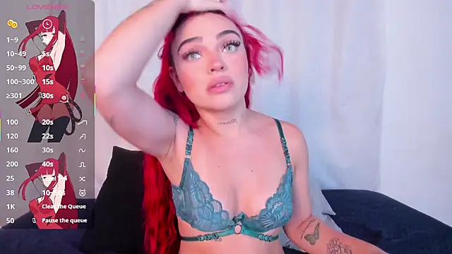 NicoleRouss online show from February 26, 2025, 7:31 am