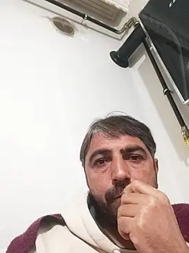 Snapshot of Muratcanik44 chatting on March 10, 2026, 7:52 pm Muratcanik44 online show from March 10, 2026, 7:52 pm