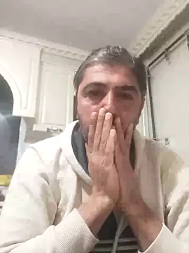 Snapshot of Muratcanik44 chatting on March 11, 2026, 11:33 pm Muratcanik44 online show from March 11, 2026, 11:33 pm