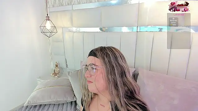 1m dalhia online show from March 14, 2025, 2:20 am