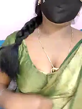 louise92 online show from December 7, 2024, 4:47 pm