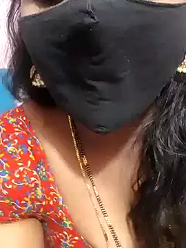 louise92 online show from December 19, 2024, 5:40 pm