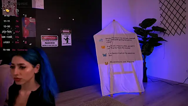 AriaVoss online show from November 7, 2025, 10:32 pm