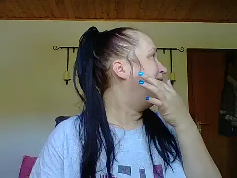  squirty cum lady  online show from September 14, 2025, 8:13 am