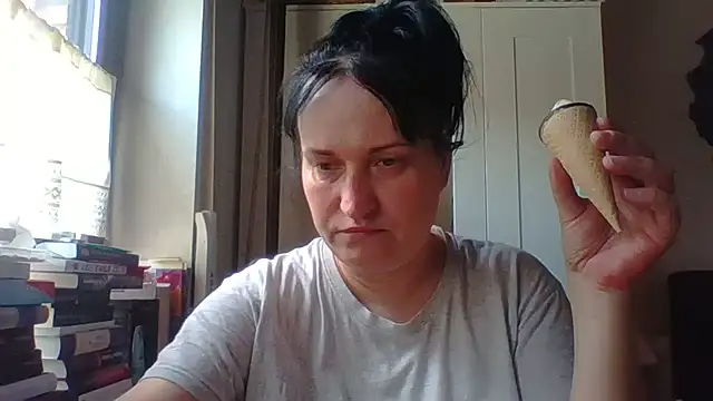  squirty cum lady  online show from May 30, 2026, 11:40 am