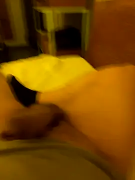 fekedaniel1999 online show from December 5, 2025, 8:05 pm