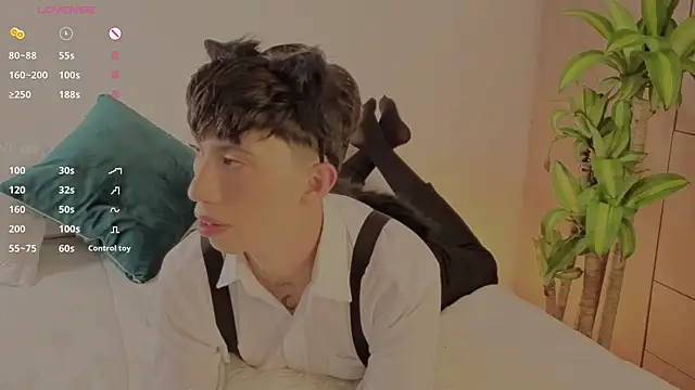 FabianPriince online show from October 31, 2025, 7:26 pm