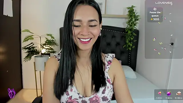 Snapshot of abril_71 chatting on January 26, 2025, 2:35 am abril 71 online show from January 26, 2025, 2:35 am