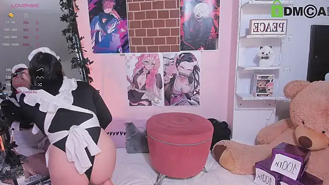 sensualkattt online show from January 7, 2025, 12:09 pm