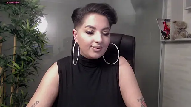 BustyAllyy online show from February 8, 2025, 10:51 pm