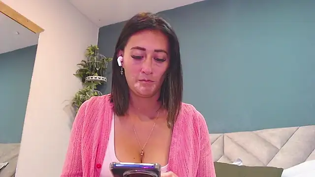 SharisWillian online show from January 19, 2026, 3:54 am