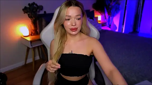 Lily Yin online show from March 21, 2026, 5:34 am