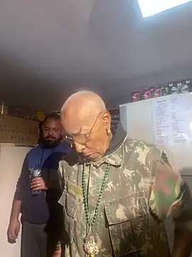 Snapshot of baruel-10 chatting on September 23, 2025, 3:59 pm baruel-10 online show from September 23, 2025, 3:59 pm