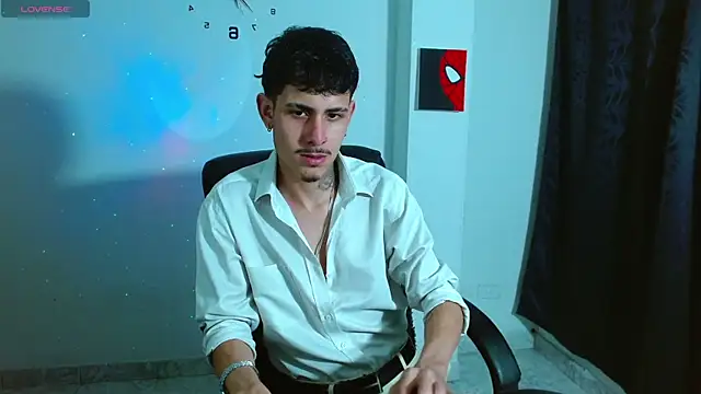 Snapshot of Bastiaan_28 chatting on October 7, 2025, 11:02 pm Bastiaan 28 online show from October 7, 2025, 11:02 pm