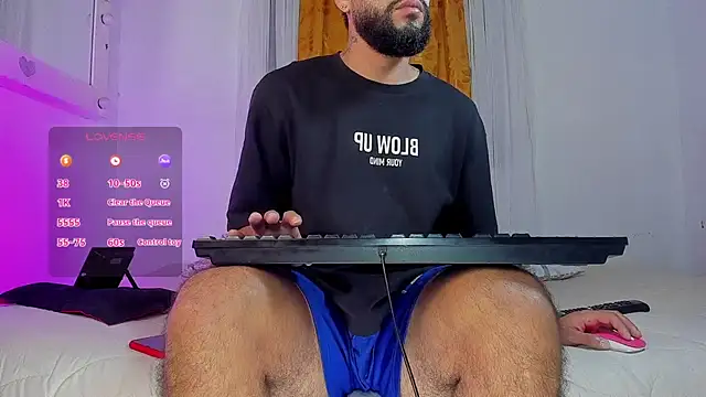 estiben 05 online show from February 19, 2026, 2:46 pm