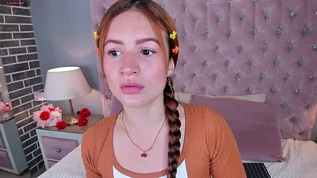 AdelaineBest online show from February 21, 2025, 5:35 am