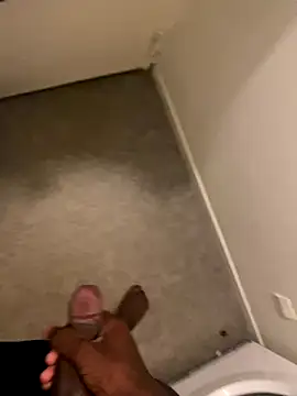 Snapshot of damien954 chatting on November 11, 2025, 9:09 am damien954 online show from November 11, 2025, 9:09 am