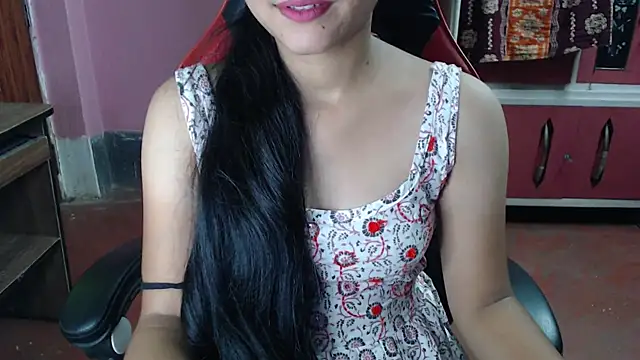 Angel Alison  online show from June 1, 2026, 6:31 pm