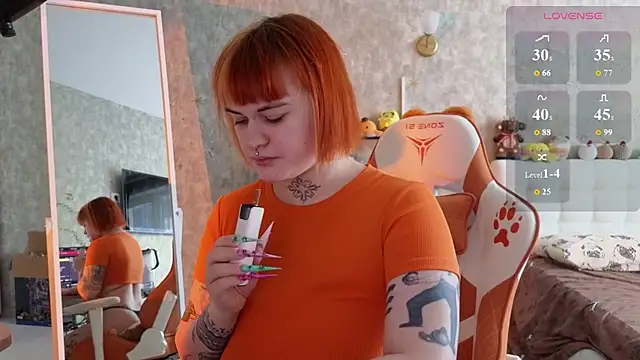 LolyMolli online show from August 2, 2026, 1:20 pm