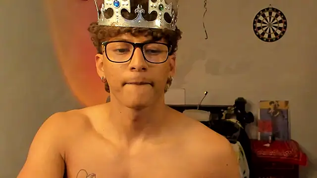 Snapshot of Ivano_joness chatting on January 28, 2025, 6:38 am Ivano joness online show from January 28, 2025, 6:38 am