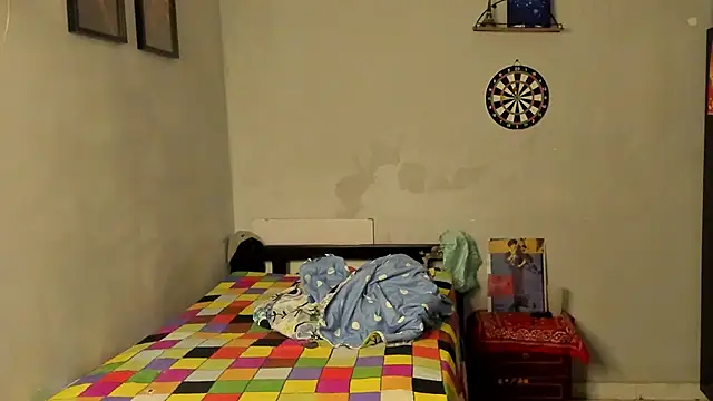 Snapshot of Ivano_joness chatting on March 5, 2025, 10:00 am Ivano joness online show from March 5, 2025, 10:00 am