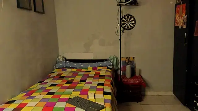 Snapshot of Ivano_joness chatting on March 6, 2025, 10:20 am Ivano joness online show from March 6, 2025, 10:20 am