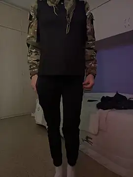 Snapshot of Kamaleonix chatting on March 20, 2026, 9:19 pm Kamaleonix online show from March 20, 2026, 9:19 pm