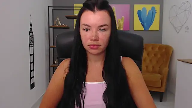 MadisonGomes online show from October 6, 2025, 8:34 am