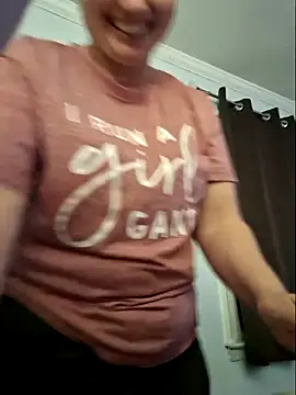 Snapshot of MilfyMrsRobinson chatting on February 14, 2026, 1:02 am MilfyMrsRobinson online show from February 14, 2026, 1:02 am