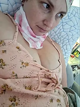 MilfyMrsRobinson online show from March 8, 2026, 2:43 pm