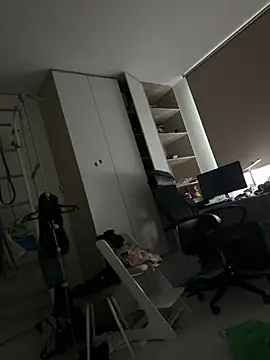 MooonReal online show from February 11, 2026, 3:33 am