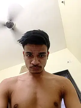 Snapshot of yashzae chatting on November 6, 2025, 12:17 pm yashzae online show from November 6, 2025, 12:17 pm