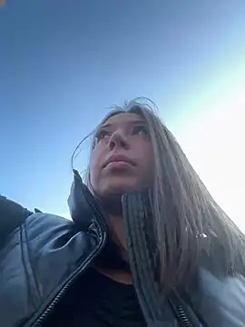 KimArts online show from February 11, 2025, 1:41 pm