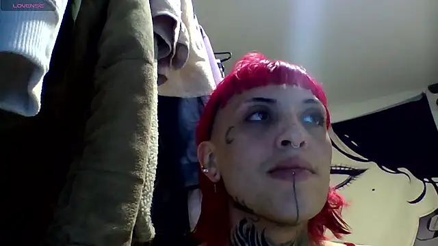 charlotbelucci  online show from July 19, 2026, 11:41 pm