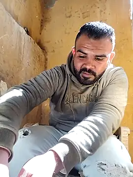 Snapshot of ListedLoin chatting on February 25, 2025, 10:47 am ListedLoin online show from February 25, 2025, 10:47 am