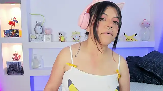 Snapshot of Ahri_Elderwood chatting on December 27, 2024, 3:31 am Ahri Elderwood online show from December 27, 2024, 3:31 am