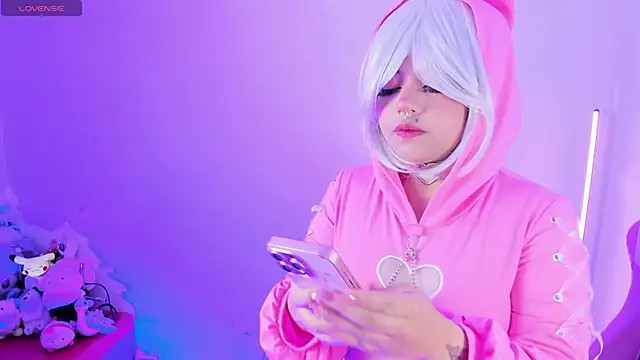 Snapshot of Ahri_Elderwood chatting on January 14, 2026, 5:13 am Ahri Elderwood online show from January 14, 2026, 5:13 am