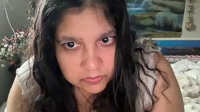 MelanieFawker online show from October 24, 2025, 2:57 pm