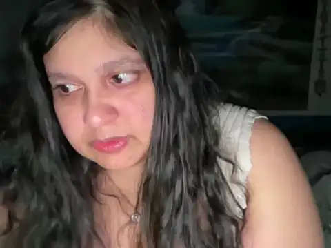 MelanieFawker online show from November 28, 2025, 3:53 am