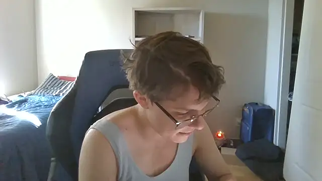 Snapshot of KaliSnow199623 chatting on September 17, 2025, 10:11 pm KaliSnow199623 online show from September 17, 2025, 10:11 pm