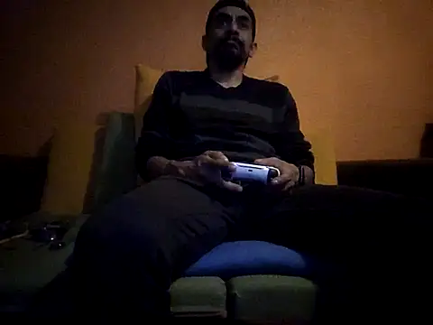 Angel Coronel online show from February 14, 2025, 4:04 am